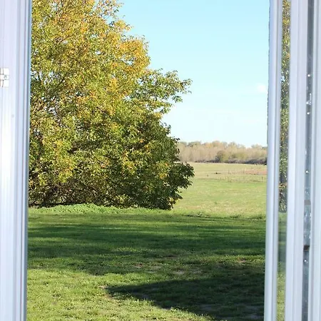 Gite Domaine St Georges Holiday home Bagneux (Allier)
